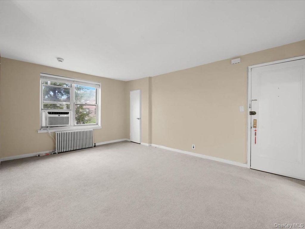 204-12 35th Avenue 254, Bayside, NY 11361 — photo 4