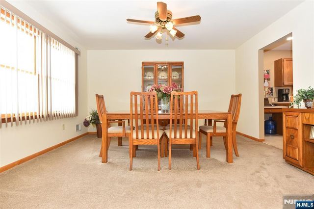 31 Smith Street, Waldwick, NJ 07463