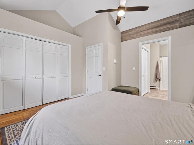 1691 Norwich New London Turnpike E5, Montville, CT 06382