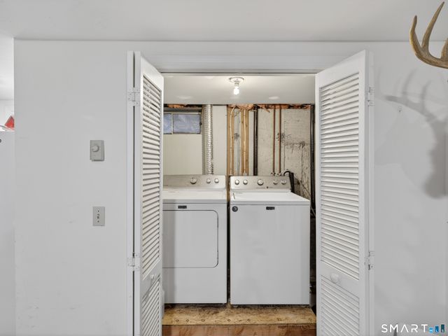 1691 Norwich New London Turnpike E5, Montville, CT 06382
