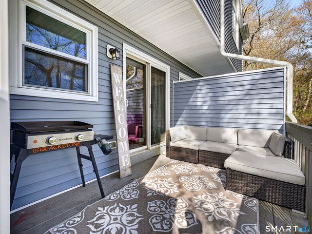1691 Norwich New London Turnpike E5, Montville, CT 06382