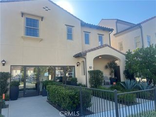 221 Canterbury, Irvine, CA 92618