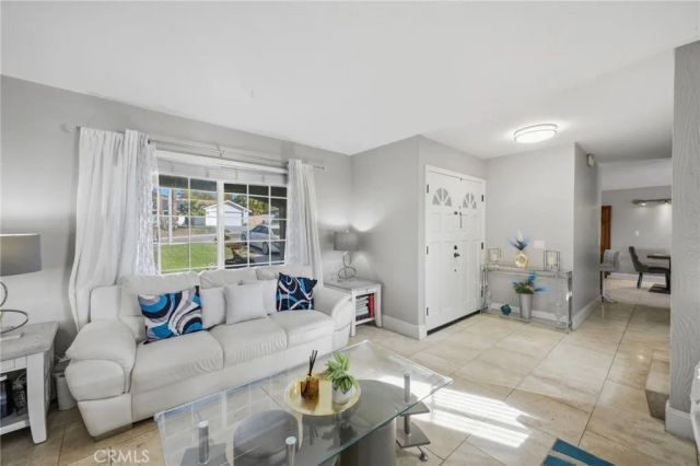 815 Sheridan, Escondido, CA 92026