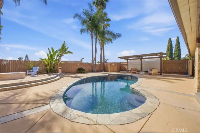 815 Sheridan, Escondido, CA 92026