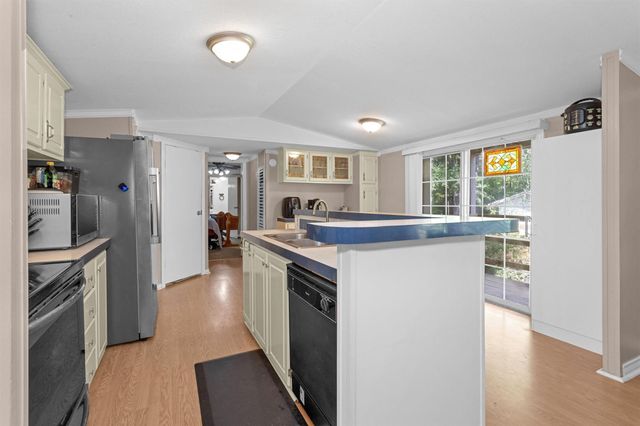 214 Rebecca Lane, Willis, TX 77378