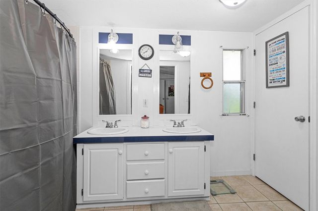 214 Rebecca Lane, Willis, TX 77378
