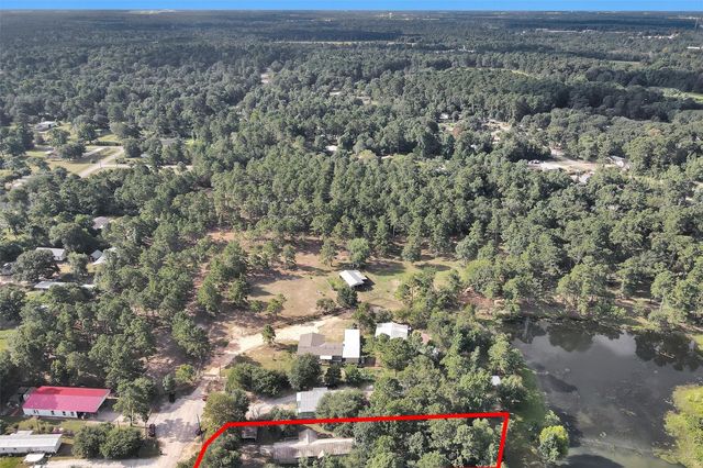 214 Rebecca Lane, Willis, TX 77378
