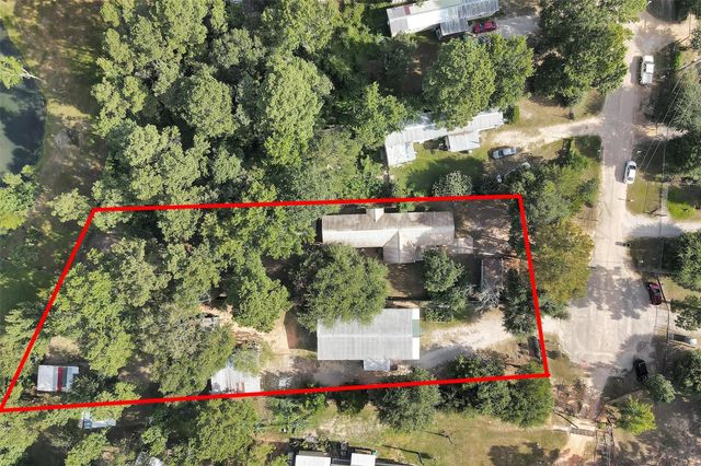 214 Rebecca Lane, Willis, TX 77378