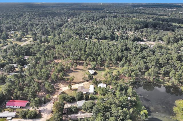 214 Rebecca Lane, Willis, TX 77378