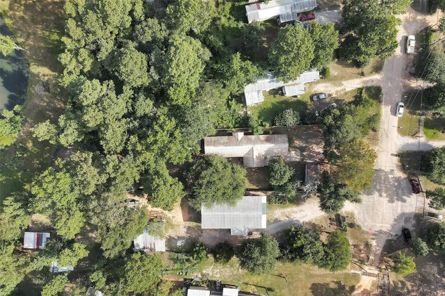 214 Rebecca Lane, Willis, TX 77378