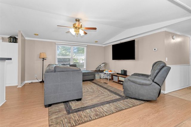 214 Rebecca Lane, Willis, TX 77378