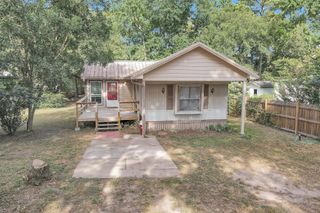214 Rebecca Lane, Willis, TX 77378