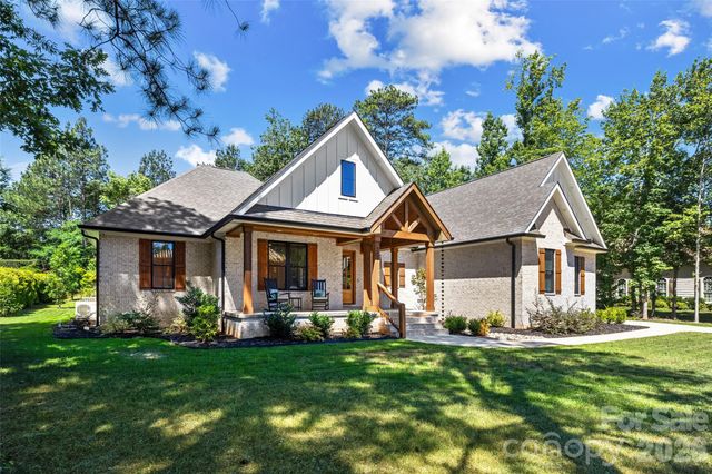 4255 Crepe Ridge Drive, Denver, NC 28037