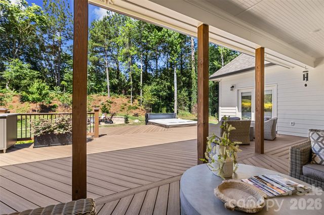 4255 Crepe Ridge Drive, Denver, NC 28037
