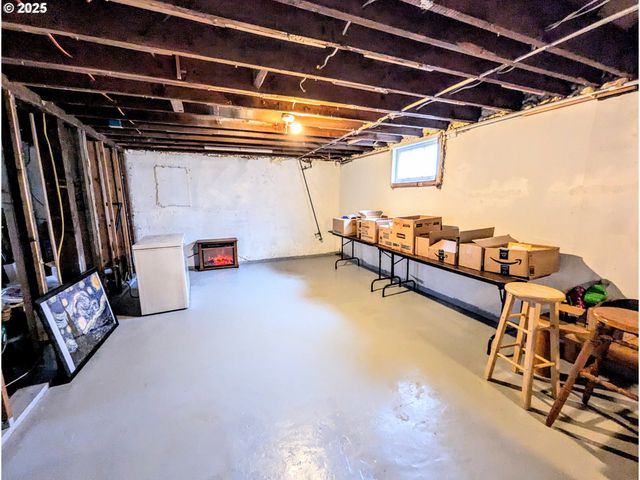 1302 9TH St, La Grande, OR 97850