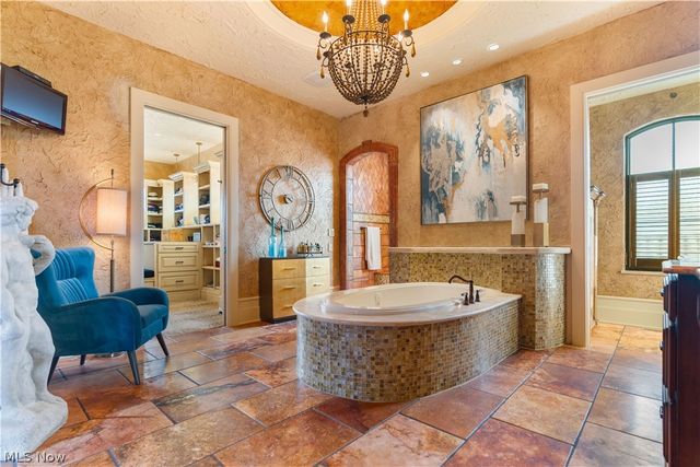 4809 Lantern Hill Circle NW, Canton, OH 44718