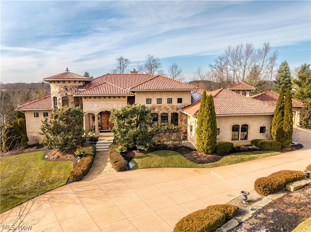 4809 Lantern Hill Circle NW, Canton, OH 44718