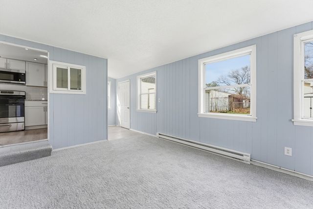 178 Penrose St, Springfield, MA 01109