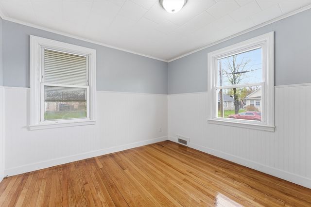 178 Penrose St, Springfield, MA 01109