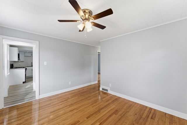 178 Penrose St, Springfield, MA 01109