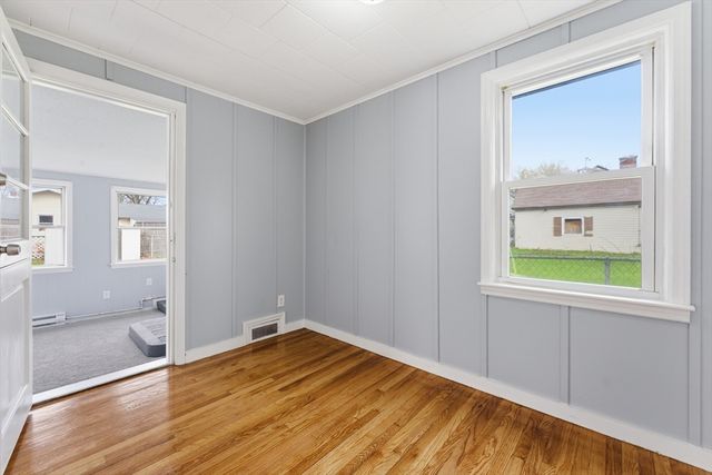 178 Penrose St, Springfield, MA 01109