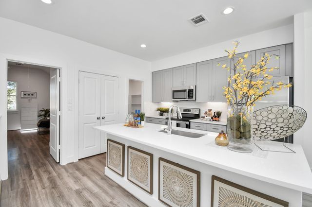 9018 Laverne Laurel Lane, Houston, TX 77080