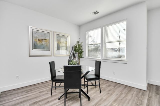 9018 Laverne Laurel Lane, Houston, TX 77080