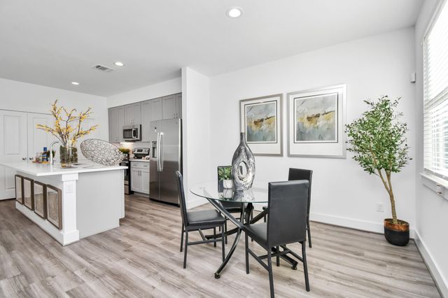 9018 Laverne Laurel Lane, Houston, TX 77080