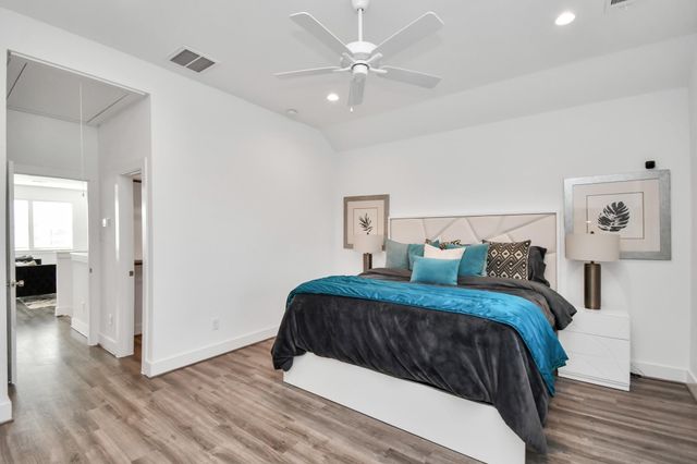 9018 Laverne Laurel Lane, Houston, TX 77080