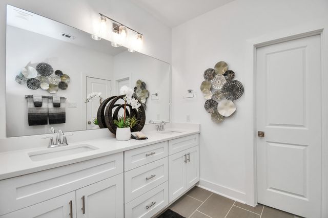 9018 Laverne Laurel Lane, Houston, TX 77080