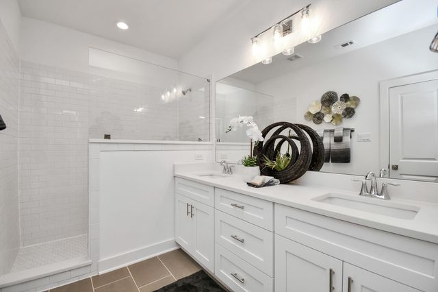 9018 Laverne Laurel Lane, Houston, TX 77080