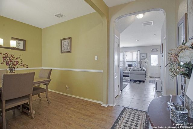 6606 Bowie, San Antonio, TX 78253