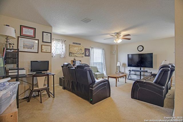 6606 Bowie, San Antonio, TX 78253