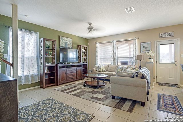 6606 Bowie, San Antonio, TX 78253