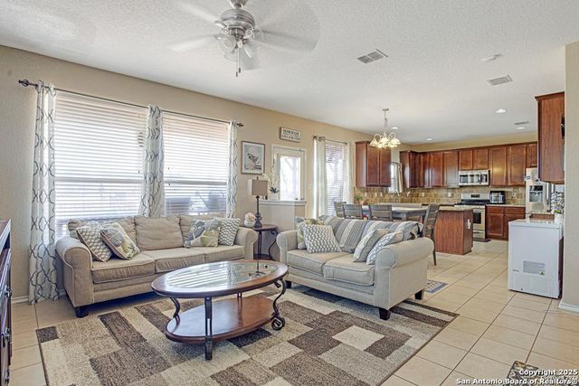 6606 Bowie, San Antonio, TX 78253