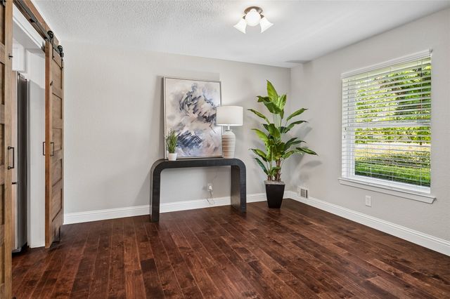 9614 Brentgate Drive, Dallas, TX 75238