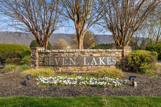 8442 Deer Run Circle, Ooltewah, TN 37363