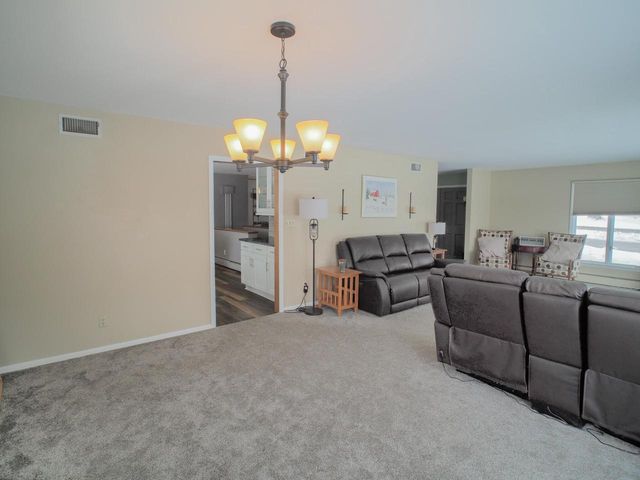 225 N Concord AVENUE, Watertown, WI 53094