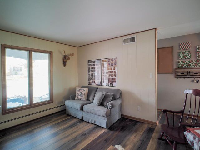 225 N Concord AVENUE, Watertown, WI 53094