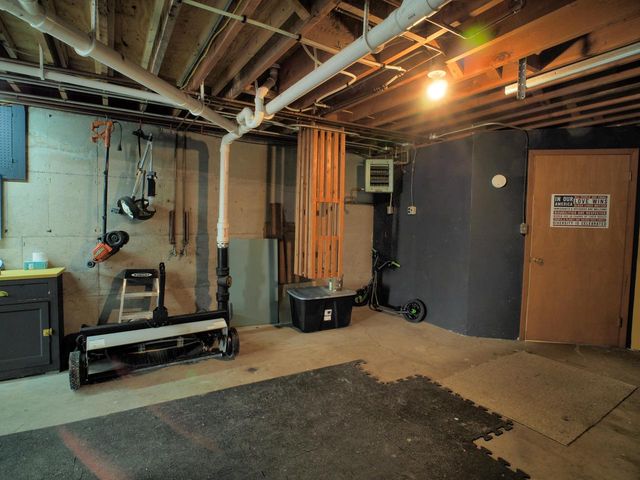 225 N Concord AVENUE, Watertown, WI 53094