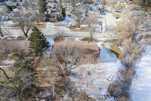 225 N Concord AVENUE, Watertown, WI 53094