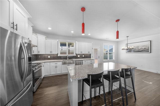 1140 Hope Street, Centerton, AR 72719