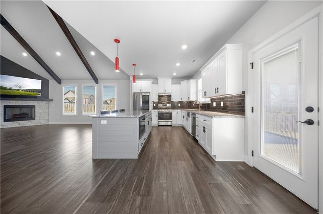 1140 Hope Street, Centerton, AR 72719