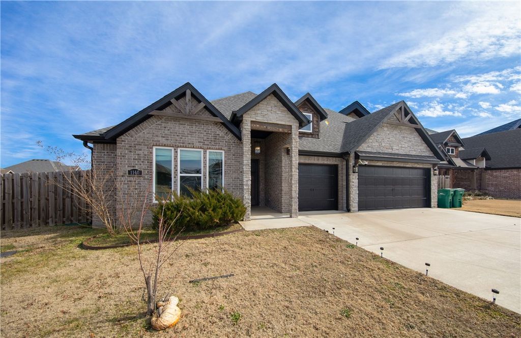 1140 Hope Street, Centerton, AR 72719