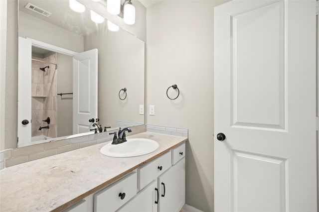 16855 Bark Cabin Drive, Humble, TX 77346