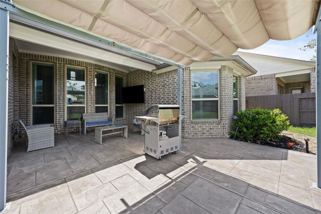 16855 Bark Cabin Drive, Humble, TX 77346
