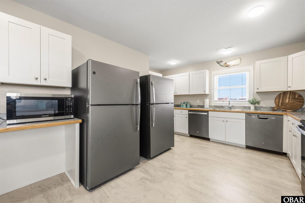 Image 9 of property listing at 860 Corolla Drive Lot #67, Corolla, NC 27927