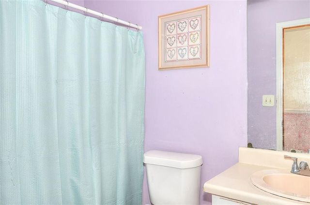 4596 MOSSY NW Lane, Lilburn, GA 30047