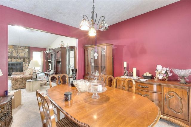 4596 MOSSY NW Lane, Lilburn, GA 30047