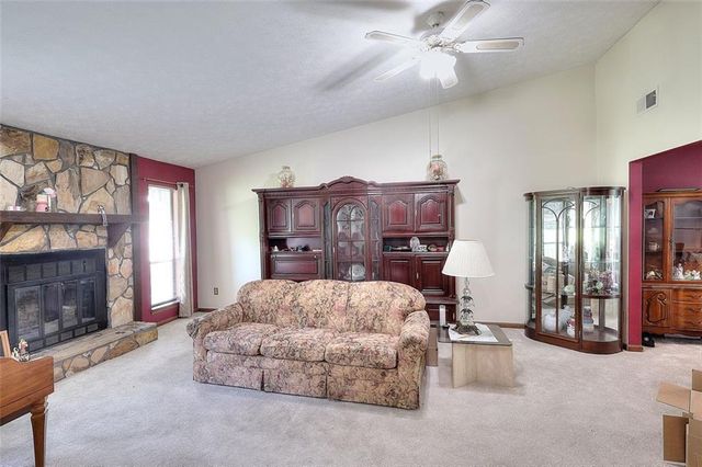 4596 MOSSY NW Lane, Lilburn, GA 30047